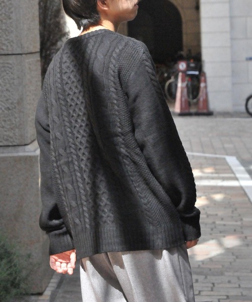 ZIP FIVE（ジップファイブ）の「【ZIP FIVE】ケーブルクルーニット（ニット/セーター・メンズ・ライトグレー/ブラック/ブラウン/アイボリー/杢グレー・MEDIUM/LARGE/X-LARGE）」の3枚目の写真