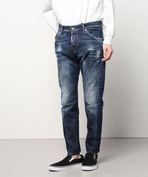 DSQUARED2（ディースクエアード）の「PANTS 5 POCKETS /DSQ2 BRO SEXY TWIST /SEXY TWIST JEAN /DARK CLEAN WASH /0221（デニムパンツ・メンズ・インディゴブルー・44/46/48/50）」の1枚目の写真