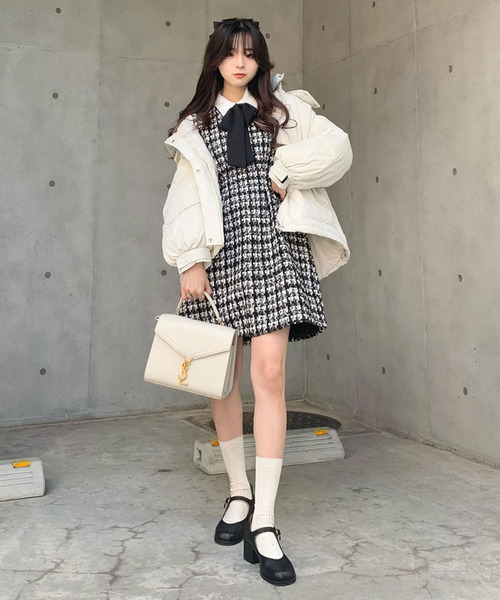 titty＆Co. PETIT by poyo（ティティーアンドコープティバイポヨ）の「【ファッションインフルエンサーPOYO×titty&Co.PETIT】ラメツイードチェックジャンスカ（ジャンパースカート・レディース・ブラック・SMALL/MEDIUM）」の5枚目の写真