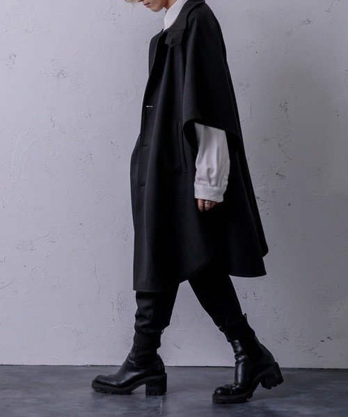 Adoon plain（アドーンプレーン）の「【Adoon plain】ポンチョコート（ポンチョ・メンズ・ベージュ系その他/グレー系その他/ブラック・FREE）」の13枚目の写真