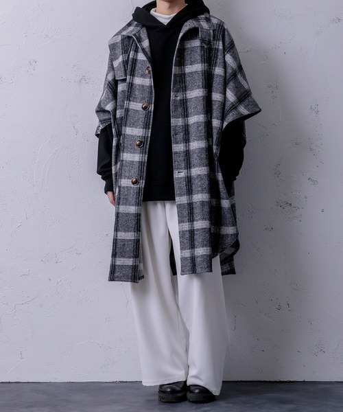 Adoon plain（アドーンプレーン）の「【Adoon plain】ポンチョコート（ポンチョ・メンズ・ベージュ系その他/グレー系その他/ブラック・FREE）」の5枚目の写真