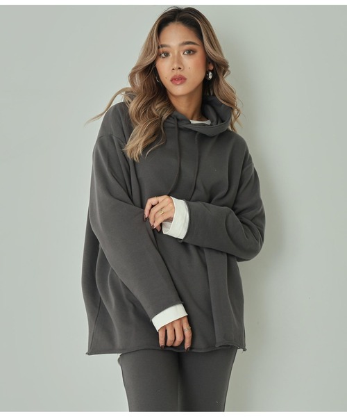 ANAP（アナップ）の「オーバーフーディートップス×フレアパンツ セットアップ（パーカー・レディース・スミクロ/グレイッシュベージュ/ライトグレー/ベージュ・FREE）」の5枚目の写真