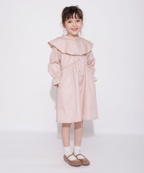 BRANSHES（ブランシェス）の「ビック襟付きドット柄ワンピース（ワンピース・キッズ・ベージュ/サーモンピンク・140/150/100/130/120/110）」の8枚目の写真
