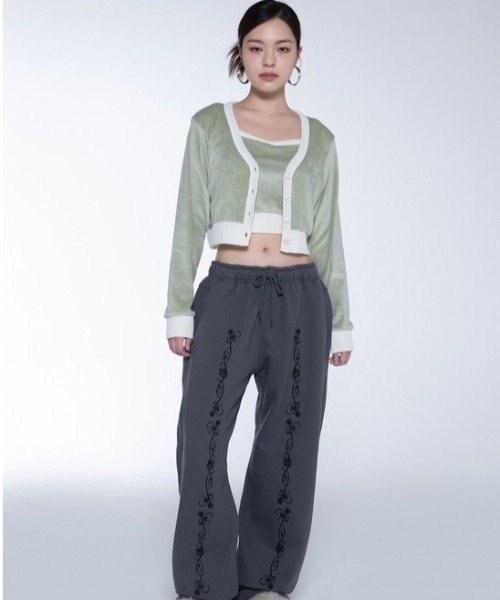 SETUPEXE（セットアップイーエックスイー）の「【SETUP‐EXE/セットアップエグゼ】Velvet crop Cardigan Set/ベルベット ベロアカーディガン　クロップドカーディガン カーディガンセット（カーディガン/ボレロ・レディース・ミント/ベビーピンク・ONE SIZE）」の11枚目の写真