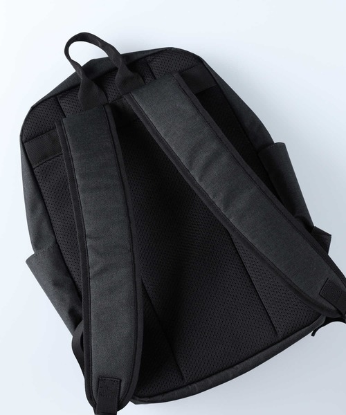 BACK NUMBER(バックナンバー)の「【BACK NUMBER】多収納バッグ(バックパック/リュック・メンズ・ダークグレー/ブラック・フリー)」の7枚目の写真