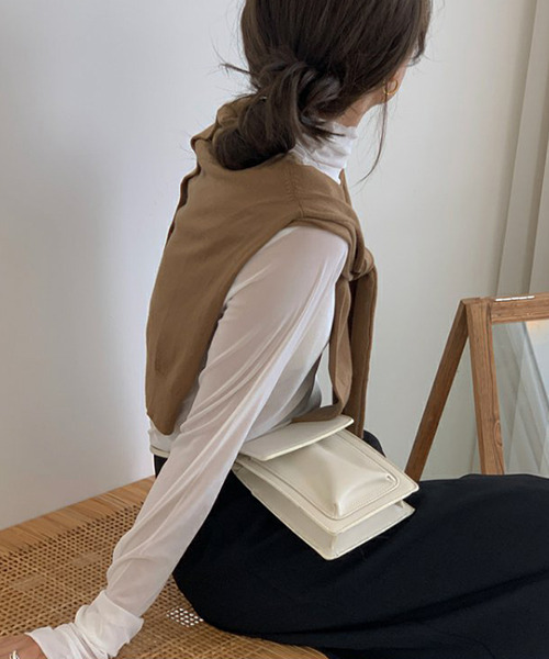 c.u.l（シーユーエル）の「【c.u.l:w】無地カラー パワーネットハイネックシアートップス culw167（Tシャツ/カットソー・レディース・ホワイト/ブラック/ライトブルー/ピンク/ライトイエロー/ライトグリーン・FREE）」の11枚目の写真