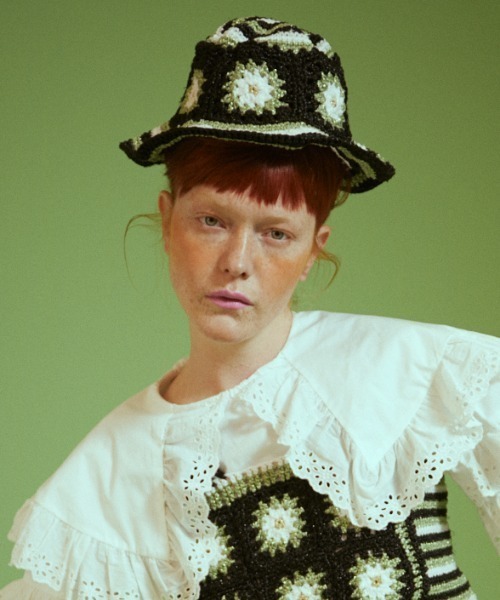 Candy Stripper（キャンディストリッパー）の「FLOWER CROCHET KNIT ハット（ハット・レディース・ブラック/ブラウン・FREE）」の12枚目の写真