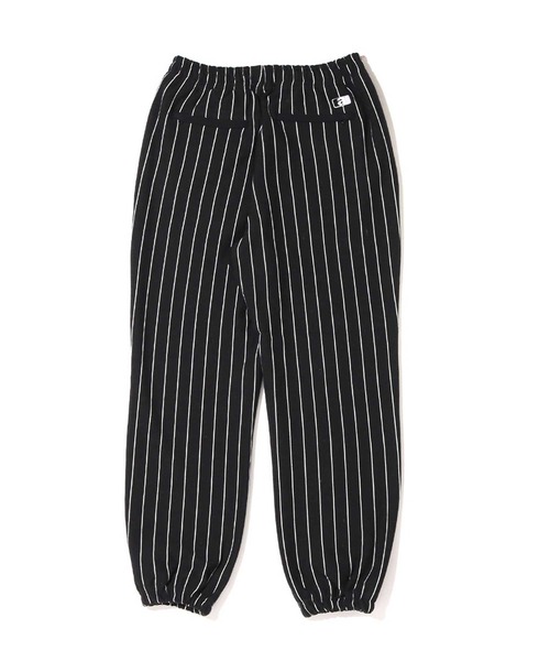 atmos（アトモス）の「atmos OLD ENGLISH SWEAT PANT / アトモス オールドイングリッシュ スウェットパンツ（スウェットパンツ・メンズ・ブラック/ストライプ・M/L/XL/XXL）」の15枚目の写真