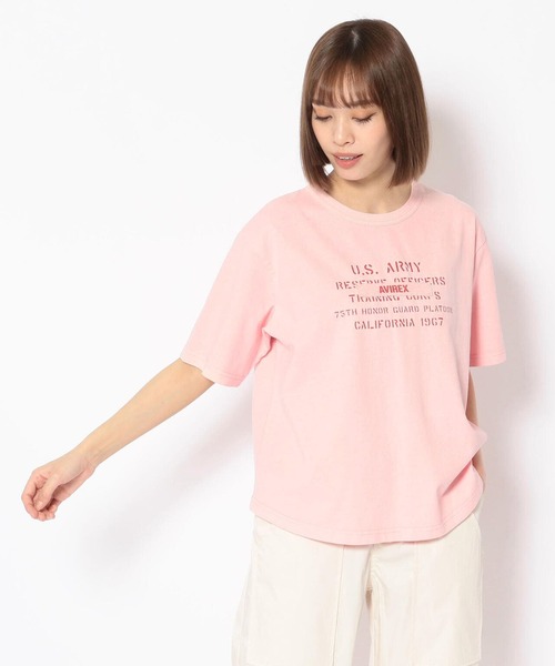 AVIREX（アヴィレックス）の「FADE WASH PRINT T-SHIRT/ フェイドウォッシュプリントティーシャツ（Tシャツ/カットソー・レディース・ブラック/ピンク/オフホワイト・FREE）」の22枚目の写真