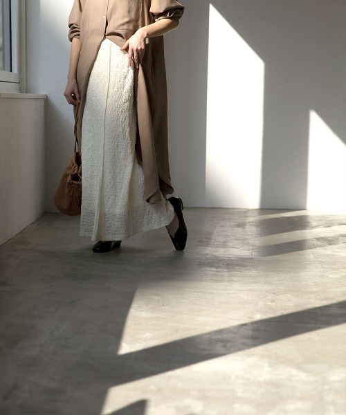 marjour（マージュール）の「SLIT TOE PUMPUS（パンプス・レディース・ブラック/ピンクベージュ・S/M/L/LL）」の6枚目の写真