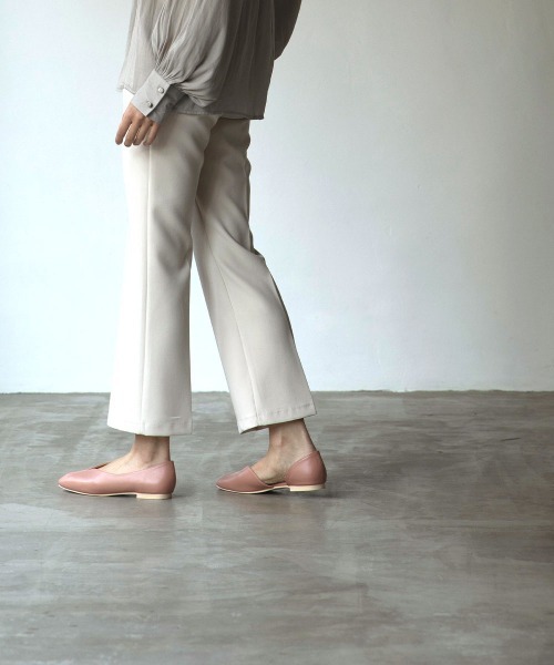 marjour（マージュール）の「SLIT TOE PUMPUS（パンプス・レディース・ブラック/ピンクベージュ・S/M/L/LL）」の18枚目の写真