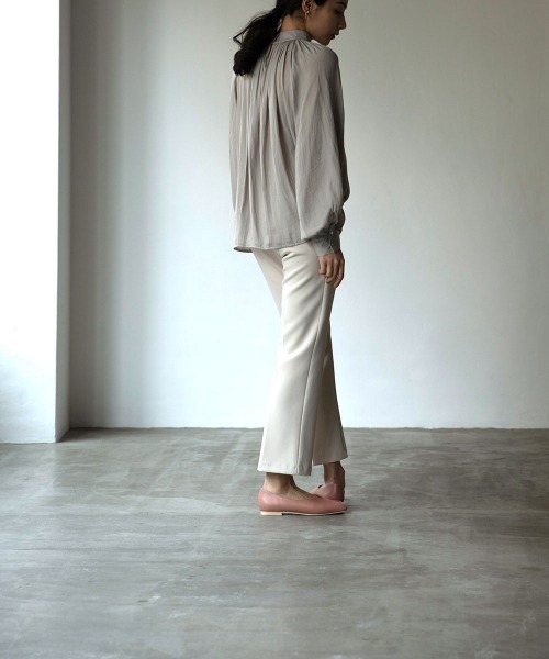 marjour（マージュール）の「SLIT TOE PUMPUS（パンプス・レディース・ブラック/ピンクベージュ・S/M/L/LL）」の10枚目の写真