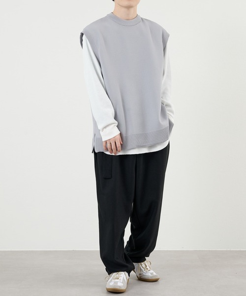 COLONY 2139（コロニートゥーワンスリーナイン）の「エステルヤーンクルーネックベスト（ベスト・メンズ・ブラック/ライトグレー/サックスブルー・MEDIUM/LARGE）」の14枚目の写真