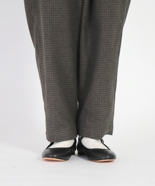 CATWORTH（カットワース）の「[ CATWORTH ] ストラップ　オペラパンプス（バレエシューズ・レディース・ブラック・6/5/4）」の10枚目の写真