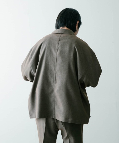 ITEMS URBANRESEARCH（アイテムズ アーバンリサーチ）の「『セットアップ対応』ポリツイル オープンカラーCPOシャツ（シャツ/ブラウス・メンズ・ベージュ/チャコールグレー/ネイビー・LARGE/MEDIUM）」の20枚目の写真
