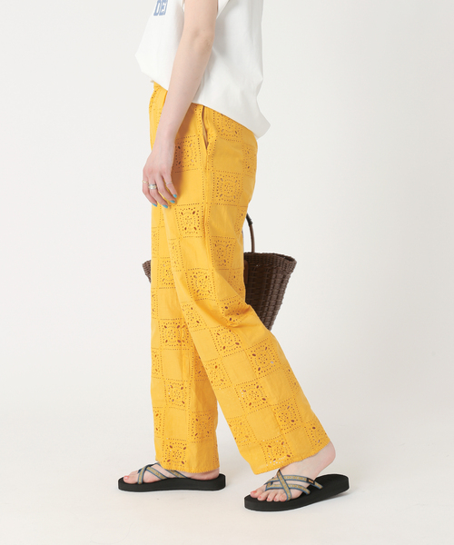 B.C STOCK（ベーセーストック）の「チェッカーパターンレースパンツ（スラックス・レディース・ホワイト/ブラック/イエロー・FREE）」の3枚目の写真