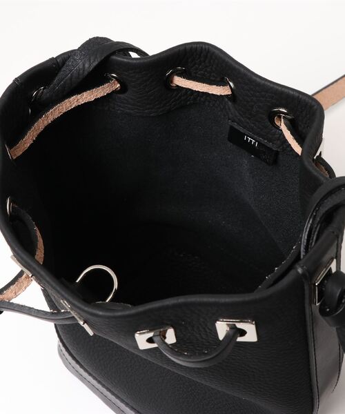 ITTI（イッチ）の「【ITTI / イッチ】MARY DRAWSTRINGS POUCH-PM DIPLO SKY(トートバッグ)（トートバッグ・メンズ・ブラック・FREE）」の9枚目の写真