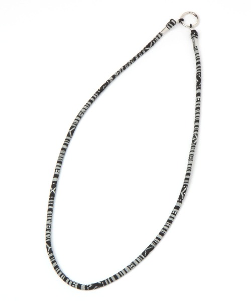 BAYFLOW(ベイフロー)の「ミックスカラーグラスコード(チャーム・メンズ・ブラック/ブラウン・FREE)」の2枚目の写真