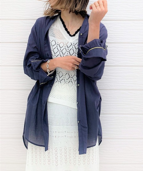 Q(キュー)の「コットンボイルスキッパーシャツ(シャツ/ブラウス・レディース・ベージュ/ネイビー/オリーブ/ピンク/マスタード・MEDIUM)」の3枚目の写真