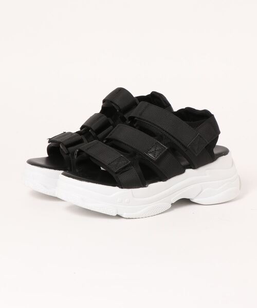 KOBE LETTUCE(コウベレタス)の「3ベルトスポーツサンダル(サンダル・レディース・アイボリー/グレー系その他/ブラック×ホワイト/ベージュ/ブラック×ブラック・L/LL/M/S)」の14枚目の写真