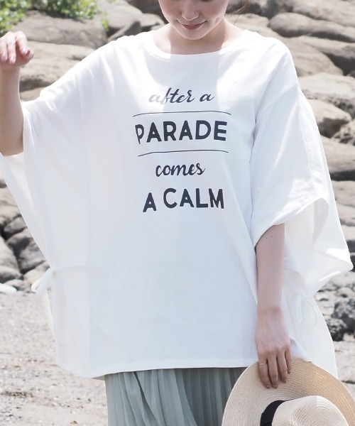 FUNALIVE(ファンアライブ)の「AMERICAN FUDGE サイドリボンプリントTシャツ(Tシャツ/カットソー・レディース・ブラック/グリーン/ナチュラル/ラベンダー/オフホワイト・FREE)」の2枚目の写真