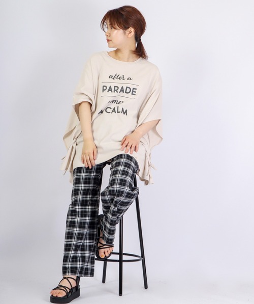 FUNALIVE(ファンアライブ)の「AMERICAN FUDGE サイドリボンプリントTシャツ(Tシャツ/カットソー・レディース・ブラック/グリーン/ナチュラル/ラベンダー/オフホワイト・FREE)」の11枚目の写真