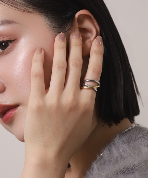 LHME(エルエイチエムイー)の「【WEB限定】 ”Gleam”レイヤードリング/サージカルステンレス(金属アレルギー対応)【LHME / エルエイチエムイー】(リング・レディース・シルバー/ゴールド/シルバー×ゴールド・9号/11号/13号/15号)」の20枚目の写真