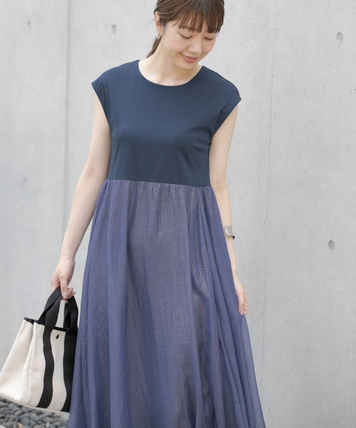 URBAN RESEARCH Sonny Label（アーバンリサーチサニーレーベル）の「『WEB限定』シャイニーシフォンドッキングワンピース（ワンピース・レディース・ミント/オレンジ/ネイビー・FREE）」の13枚目の写真