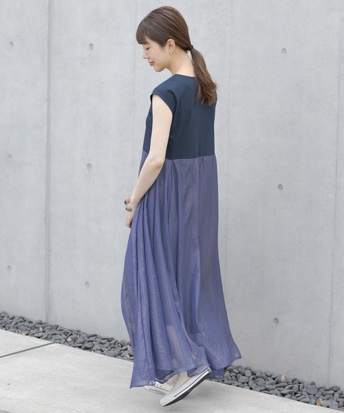 URBAN RESEARCH Sonny Label（アーバンリサーチサニーレーベル）の「『WEB限定』シャイニーシフォンドッキングワンピース（ワンピース・レディース・ミント/オレンジ/ネイビー・FREE）」の20枚目の写真