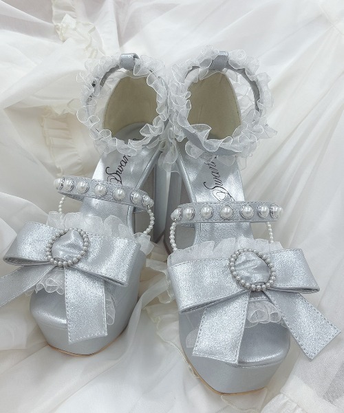 Swankiss(スワンキス)の「PG ribbon pearl sandal(サンダル・レディース・ブラック/ピンク/シルバー・MEDIUM/LARGE)」の3枚目の写真