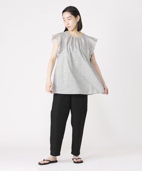 NIMES(ニーム)の「コットンリネンクロップド(その他パンツ・レディース・ブラック/オフホワイト/サックスブルー・1/0)」の2枚目の写真