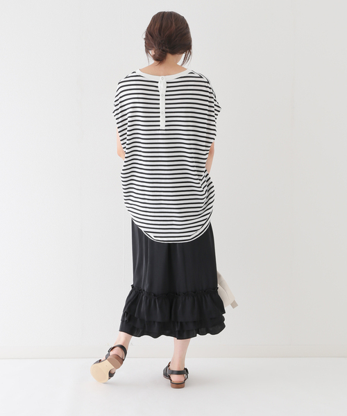 JOURNAL STANDARD relume（ジャーナルスタンダード　レリューム）の「リサイクルポリフリルヘムスカート（スカート・レディース・ブラック/チャコールグレー・FREE）」の7枚目の写真