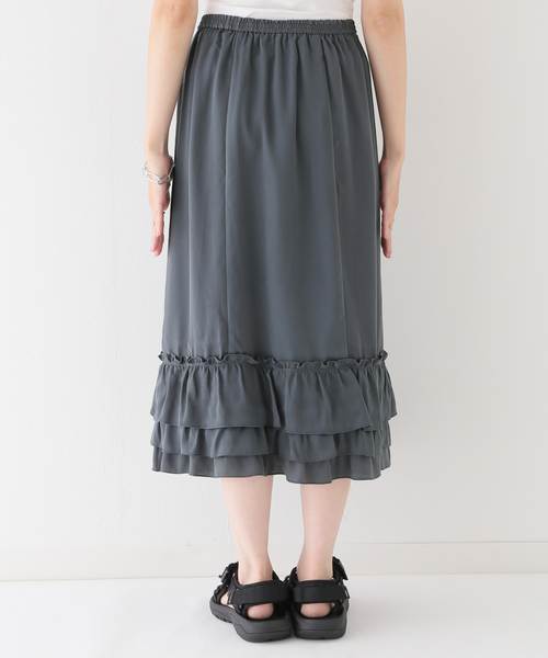 JOURNAL STANDARD relume（ジャーナルスタンダード　レリューム）の「リサイクルポリフリルヘムスカート（スカート・レディース・ブラック/チャコールグレー・FREE）」の15枚目の写真