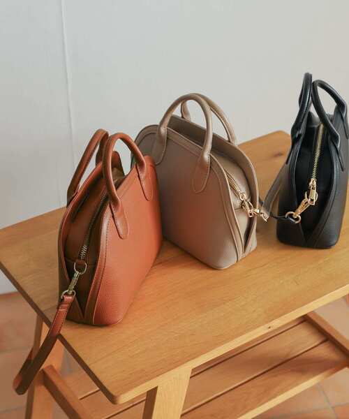 URBAN RESEARCH DOORS（アーバンリサーチドアーズ）の「ラウンド