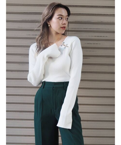 EVRIS（エヴリス）の「フロックボタンタイトニットトップス（ニット/セーター・レディース・ホワイト/ブラック/グリーン・FREE）」の14枚目の写真