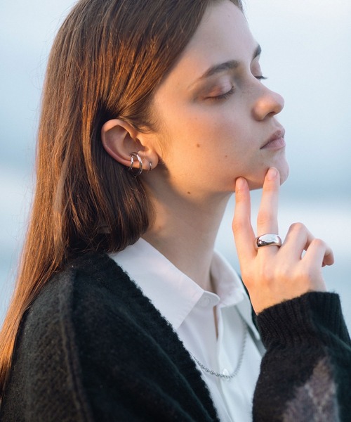 JUNRED(ジュンレッド)の「ital. from JUNRed / wavy ring thick(リング・メンズ・シルバー・L/S)」の1枚目の写真