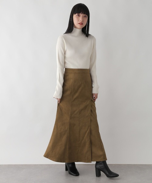 LOWRYS FARM（ローリーズファーム）の「フェイクスエードキリカエフレアスカート　166345（スカート・レディース・アイボリー/チャコールグレー/ブラウン・MEDIUM/LARGE）」の22枚目の写真