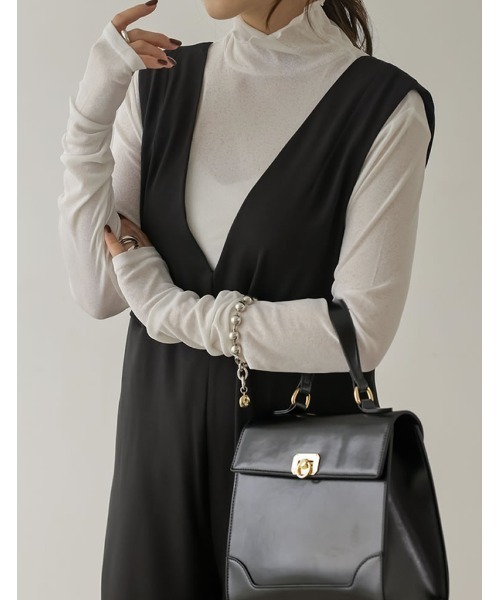 ハイネック指穴プルオーバー