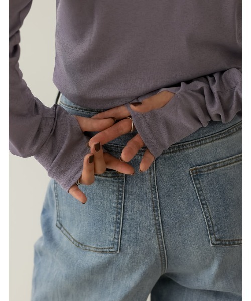 ハイネック指穴プルオーバー