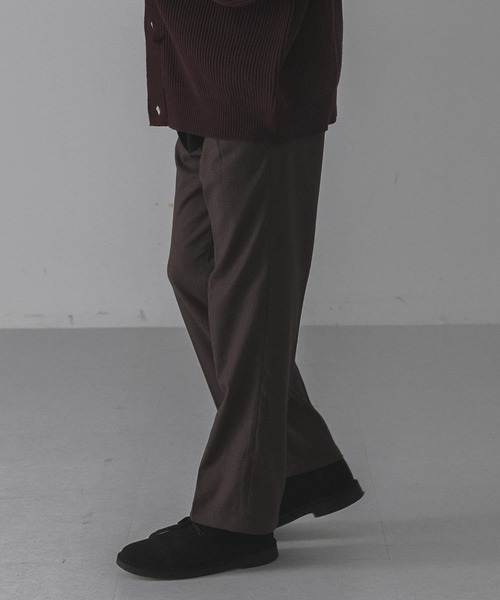 URBAN RESEARCH（アーバンリサーチ）の「URBAN RESEARCH iD　ウーリーTWO TUCK SLACKS（その他パンツ・メンズ・チェック/ネイビー/ブラウン・MEDIUM/LARGE）」の2枚目の写真