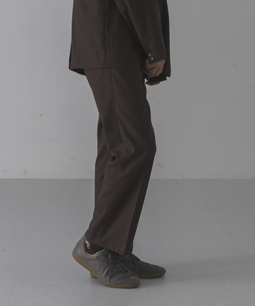 URBAN RESEARCH（アーバンリサーチ）の「URBAN RESEARCH iD　ウーリーTWO TUCK SLACKS（その他パンツ・メンズ・チェック/ネイビー/ブラウン・MEDIUM/LARGE）」の5枚目の写真