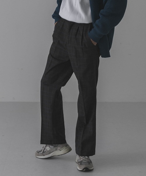 URBAN RESEARCH（アーバンリサーチ）の「URBAN RESEARCH iD　ウーリーTWO TUCK SLACKS（その他パンツ・メンズ・チェック/ネイビー/ブラウン・MEDIUM/LARGE）」の18枚目の写真