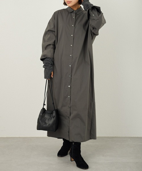 OUVRAGE CLASSE（ウヴラージュクラス）の「ロングシャツワンピース（シャツワンピース・レディース・グレイッシュベージュ/チャコールグレー・FREE）」の6枚目の写真