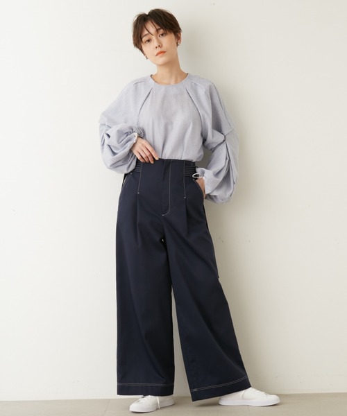 emmi（エミ）の「【emmi atelier】サイドベルトチノパンツ（チノパンツ・レディース・ベージュ/ネイビー・0/1）」の5枚目の写真