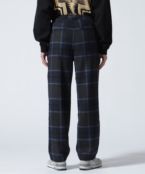 Gramicci（グラミチ）の「GRAMICCI/グラミチ　WOOL RELAXED PLEATED TROUSER ウールリラックスドプリーツドトラウザー　G2FM-P0（スラックス・メンズ・ネイビー/グレー/チャコール・M/L/S）」の8枚目の写真