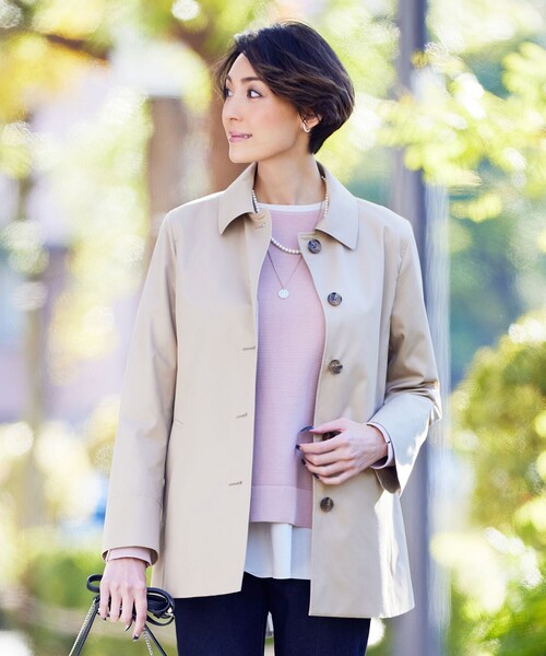 J.PRESS Ladies（J.プレス レディス）の「撥水ツイル ステンカラー ショート コート（ステンカラーコート・レディース・サックスブルー系/ネイビー系/ライトグレー系/ベージュ系・XS/S）」の3枚目の写真