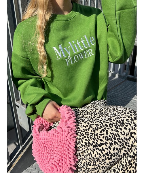 WC（ダブル シー）の「FLOWER刺繍スウェット（スウェット・レディース・グリーン/ブラック/ライトグレー/パープル・FREE）」の3枚目の写真