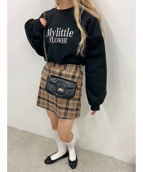 WC（ダブル シー）の「FLOWER刺繍スウェット（スウェット・レディース・グリーン/ブラック/ライトグレー/パープル・FREE）」の8枚目の写真