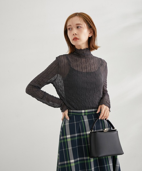 ROPE' PICNIC（ロペピクニック）の「シアージャガードタートル（Tシャツ/カットソー・レディース・オフホワイト/チャコールグレー/ピンク系その他2/ネイビー/ライトグリーン/ターコイズブルー/ピンク系その他/クリーム/レッド・38）」の12枚目の写真