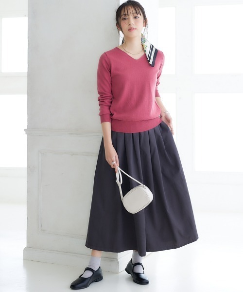 nissen(ニッセン)の「洗えるUVカット綿100%Vネックニット(ニット/セーター・レディース・グリーン/ピンク系/ライトベージュ/ブラック/オフホワイト/ブルー/杢グレー/チャコールグレー/ラベンダー・LL/L/M/S)」の21枚目の写真